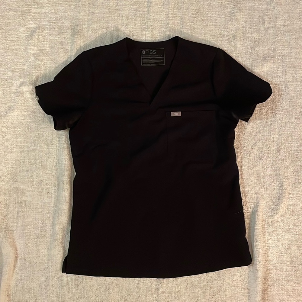 Black Figs scrub top